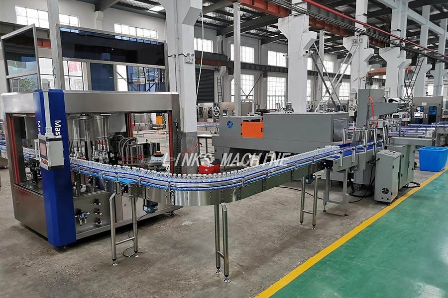 Bottle Labeling Machine Types: A Buyer's Guide